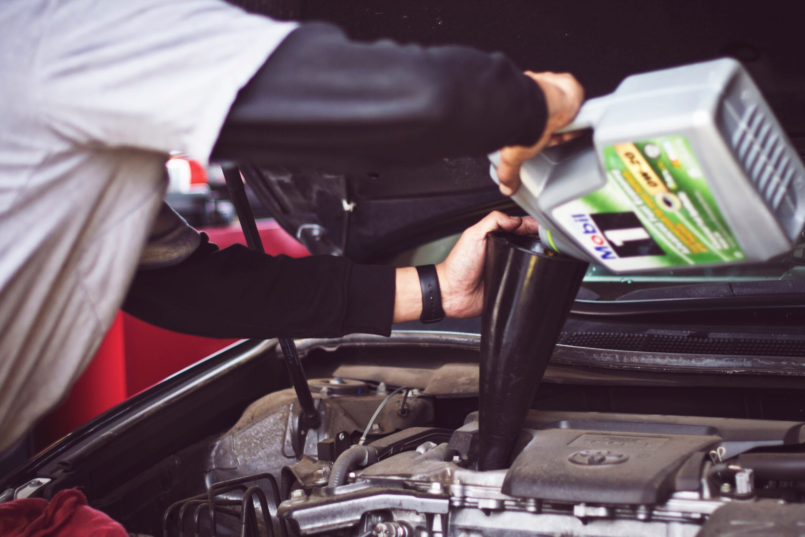 Complete Car Servicing - Your Mechanic Online